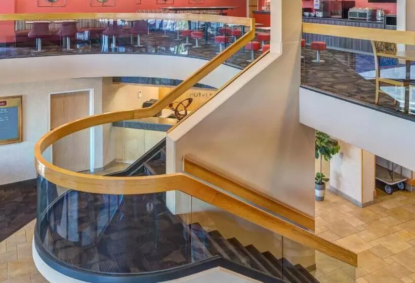 Livinn Hotel Cincinnati North/ Sharonville