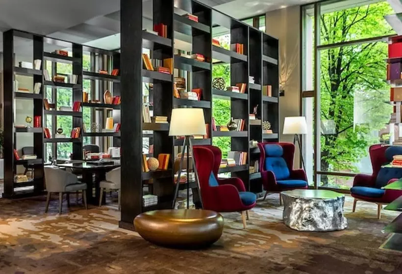 Otel Renaissance Seattle