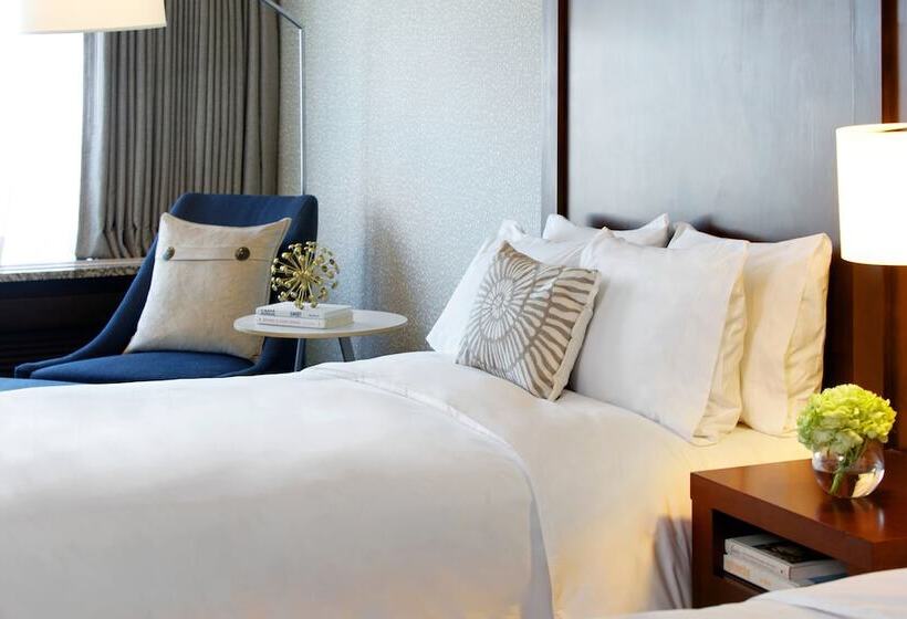 هتل Renaissance Seattle