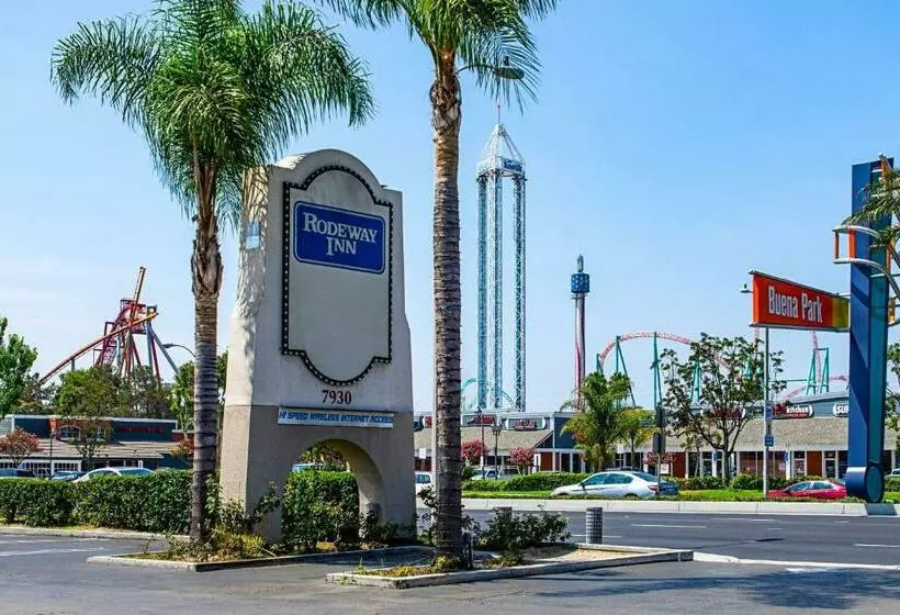 Отель The Berry Inn