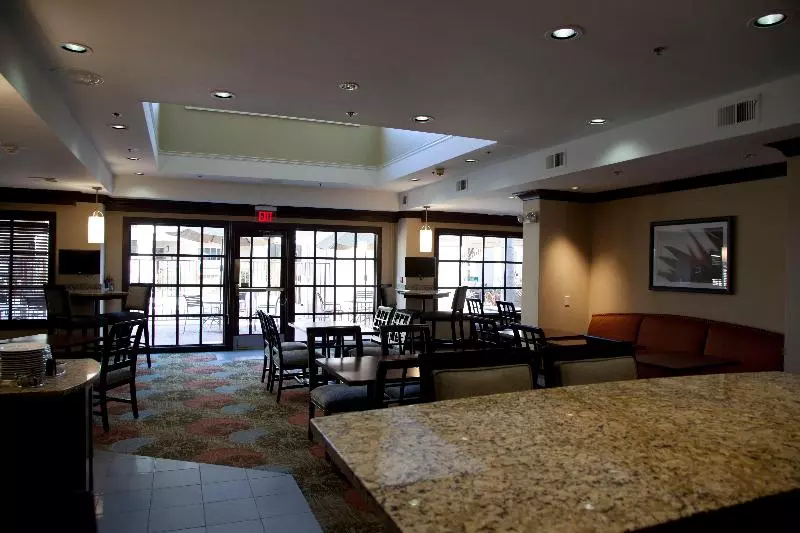 בית מלון כפרי Sonesta Es Suites Sunnyvale