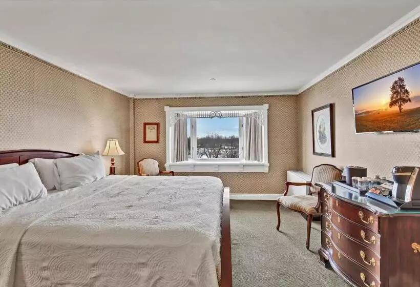 Отель St. James