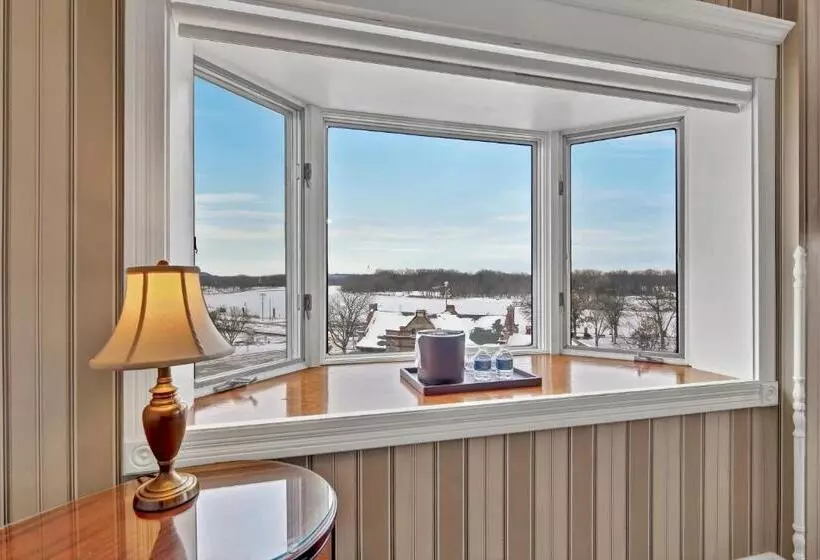 Отель St. James