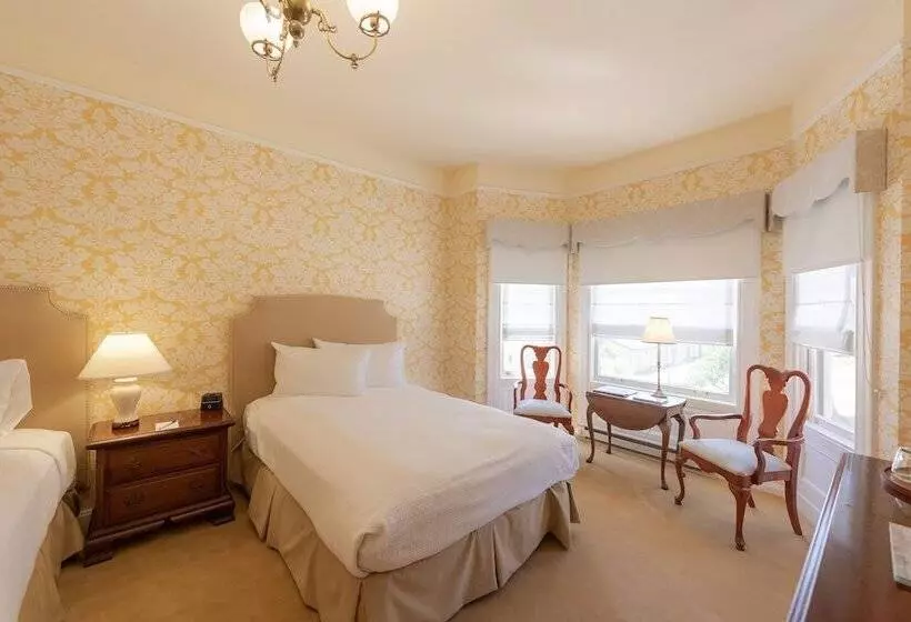 בית מלון כפרי Stanyan Park