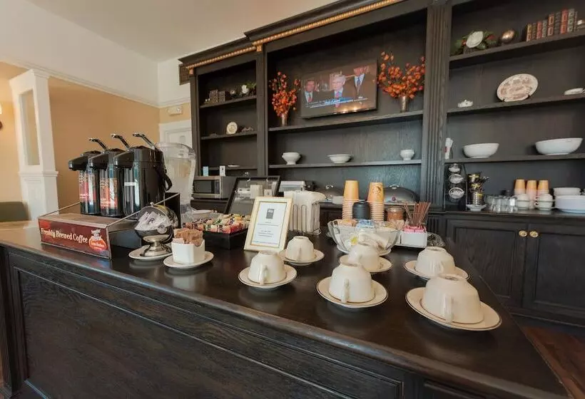 בית מלון כפרי Stanyan Park