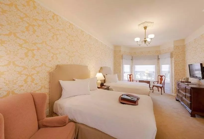 בית מלון כפרי Stanyan Park