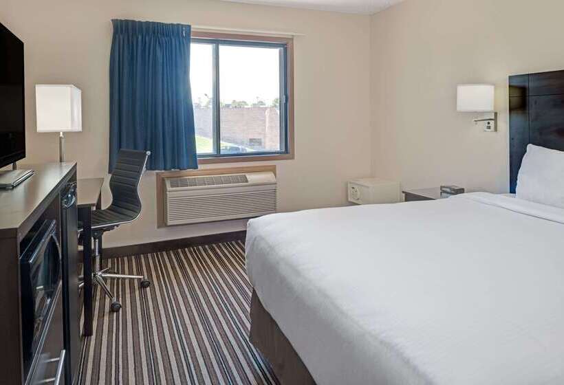 هتل Super 8 By Wyndham Omaha I 80 West