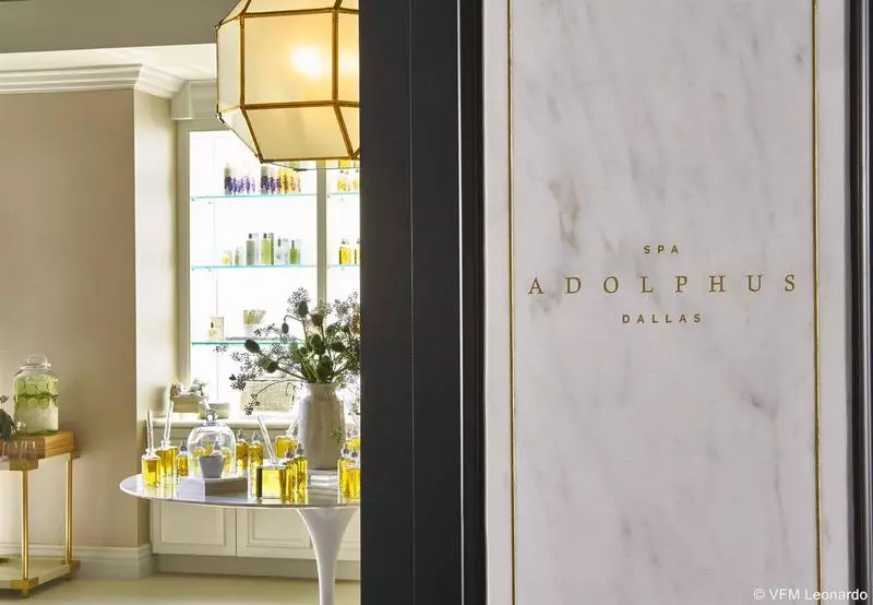 فندق The Adolphus, Autograph Collection