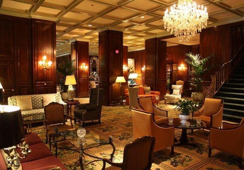 هتل The Adolphus, Autograph Collection