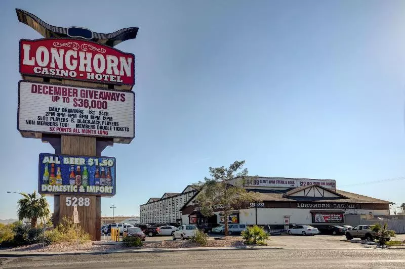 汽车旅馆  Longhorn Boulder Highway