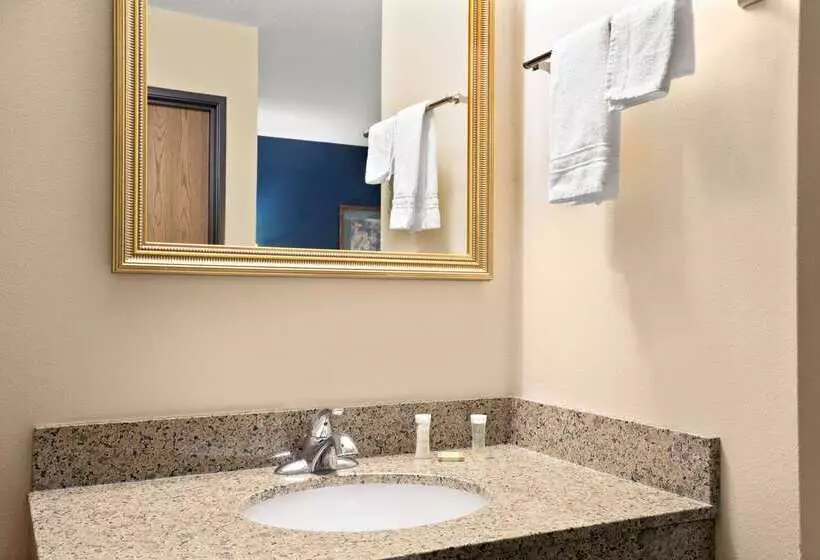 모텔 Super 8 By Wyndham Hudson