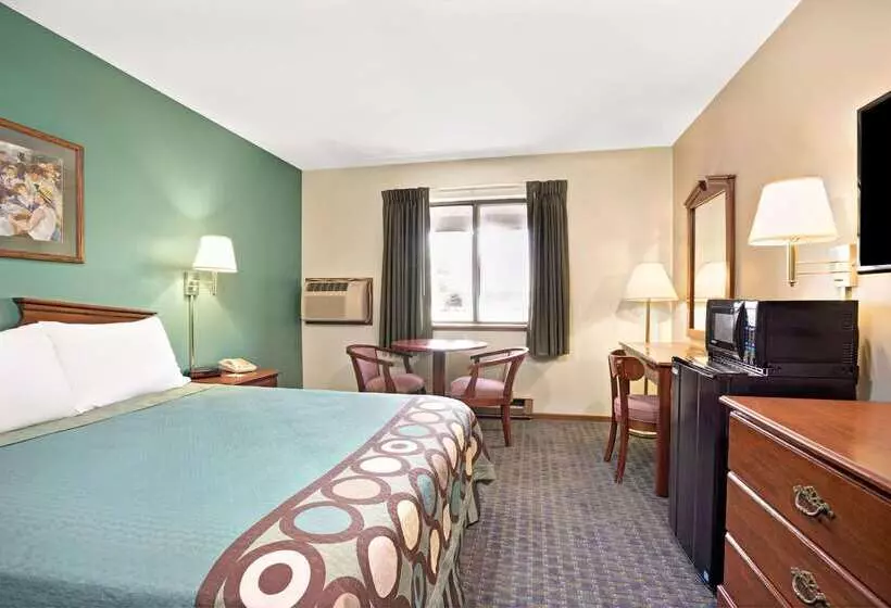 모텔 Super 8 By Wyndham Hudson