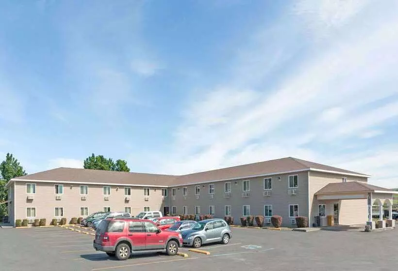 مُتل Super 8 By Wyndham Lewiston