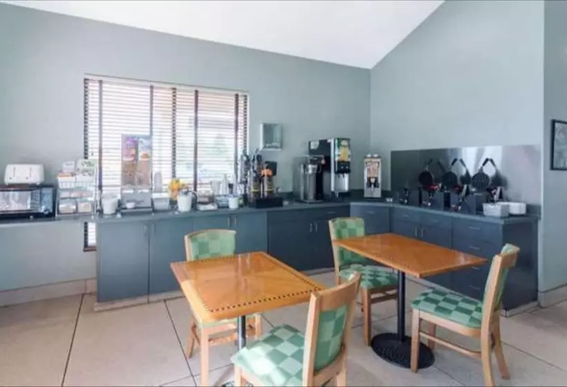 Motel Super 8 By Wyndham Wisconsin Dells