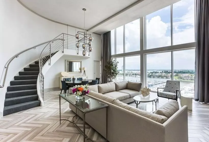 South Shore Harbour Resort And Conference Center