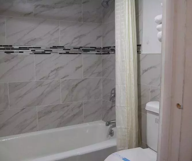 בית מלון כפרי Americas Best Value Inn Vandalia