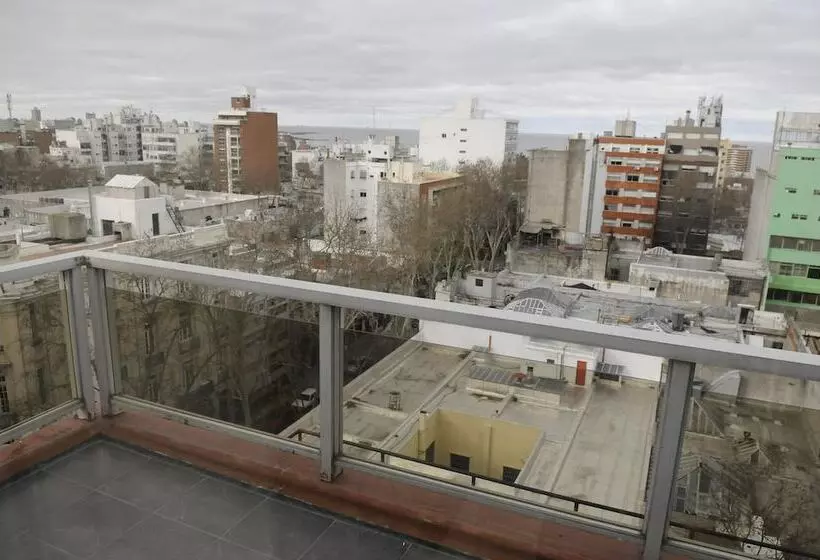 ホテル California