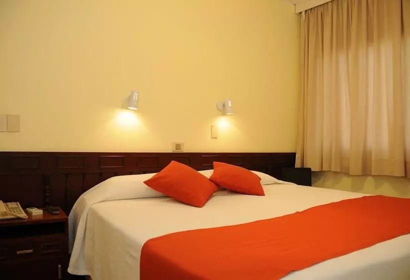 ホテル California