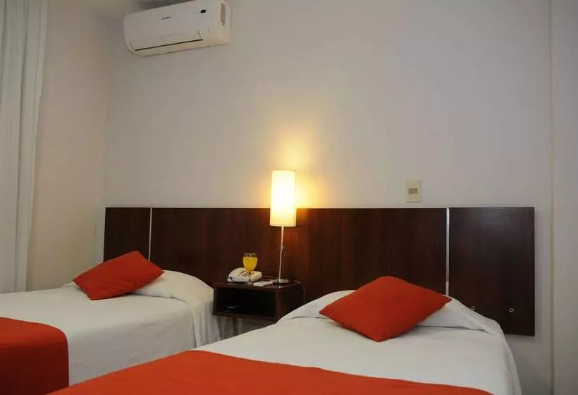 ホテル California