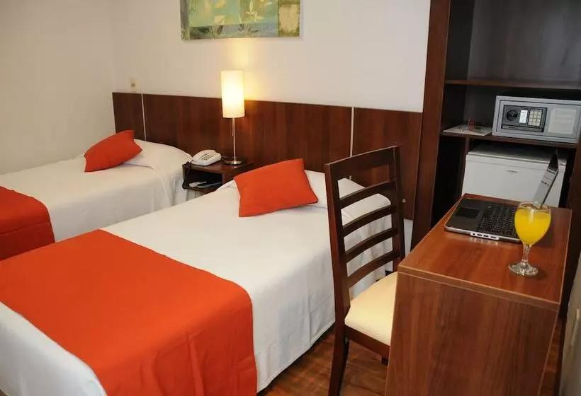 ホテル California