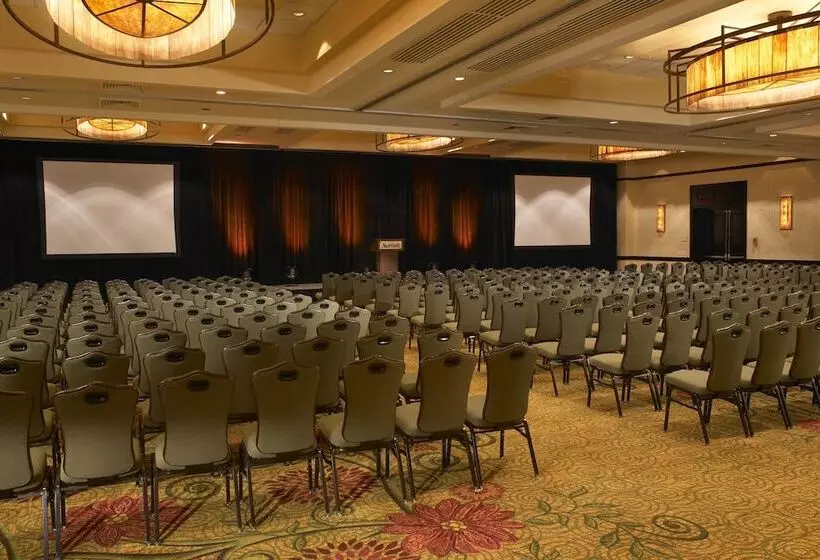 ホテル Detroit Marriott Troy