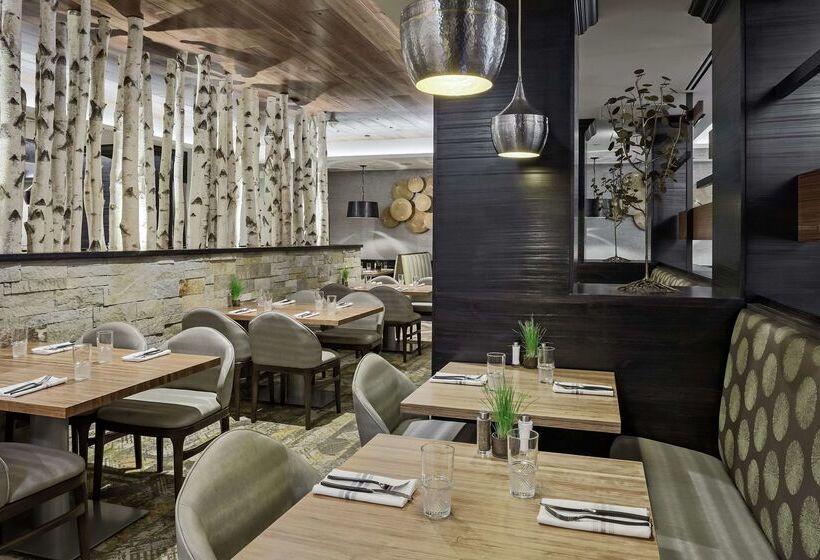 Doubletree By Hilton Hotel Denver