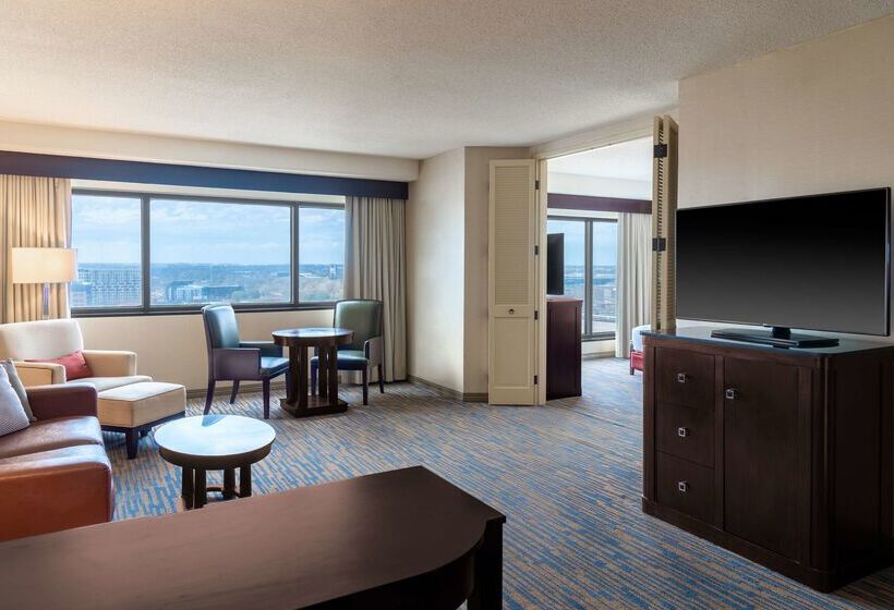 The Capital Suites Hotel