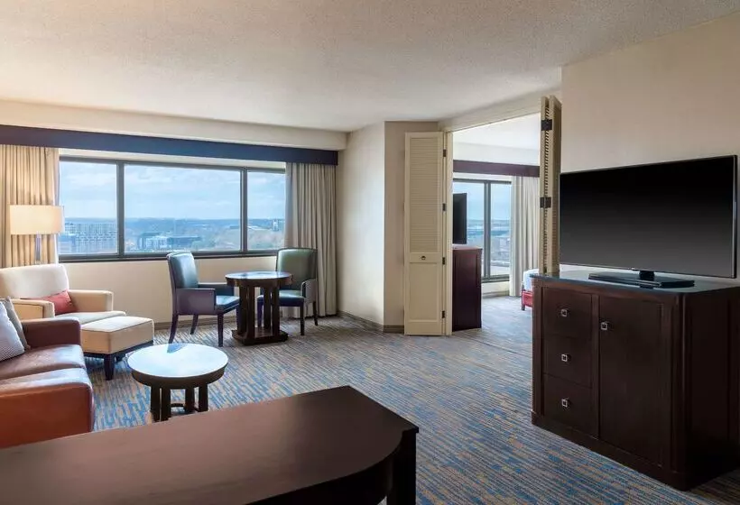 The Capital Suites Hotel