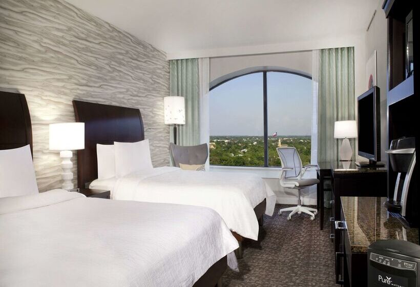 هتل Hilton Garden Inn Austin Downtown/convention Center