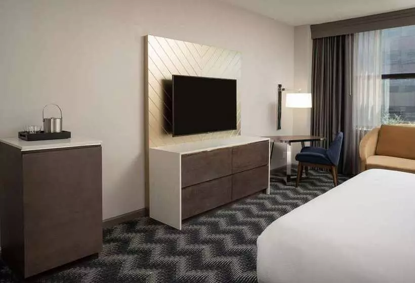 ホテル Hilton Houston North