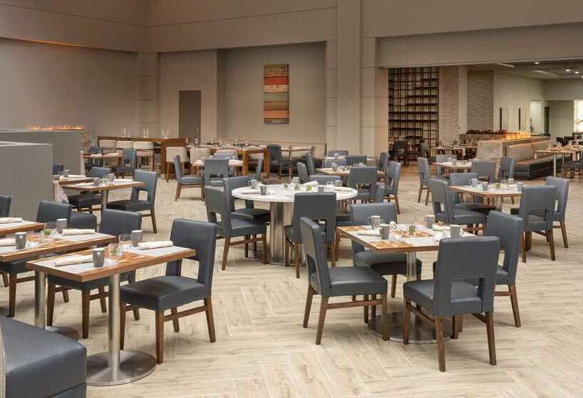 ホテル Hilton Houston North