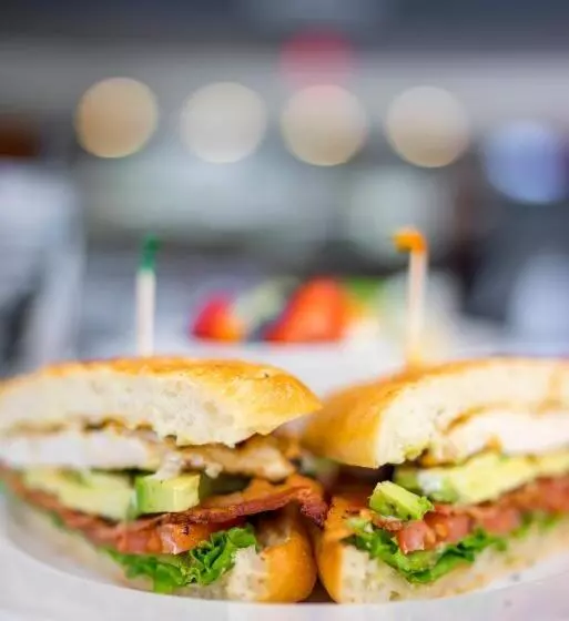 酒店 Lemon Tree Inn