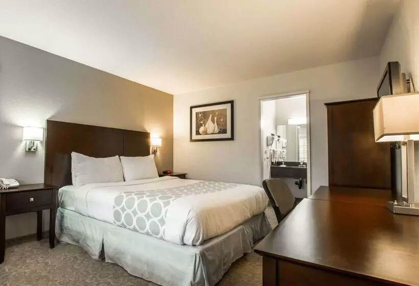 فندق Rodeway Inn Convention Center