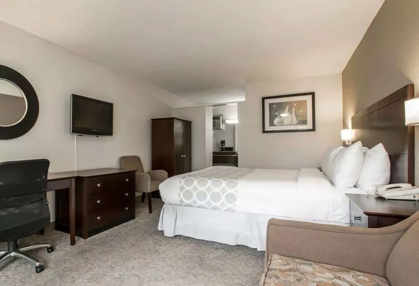 فندق Rodeway Inn Convention Center