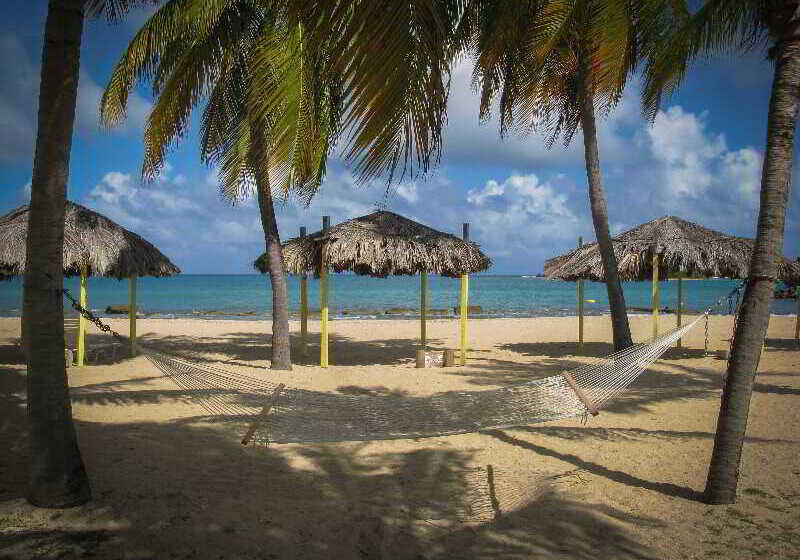 هتل Tamarind Reef Resort Spa & Marina