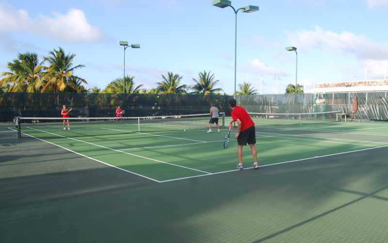 هتل Tamarind Reef Resort Spa & Marina