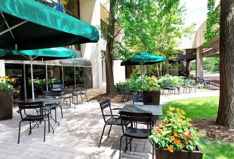 Отель The Westin O'hare