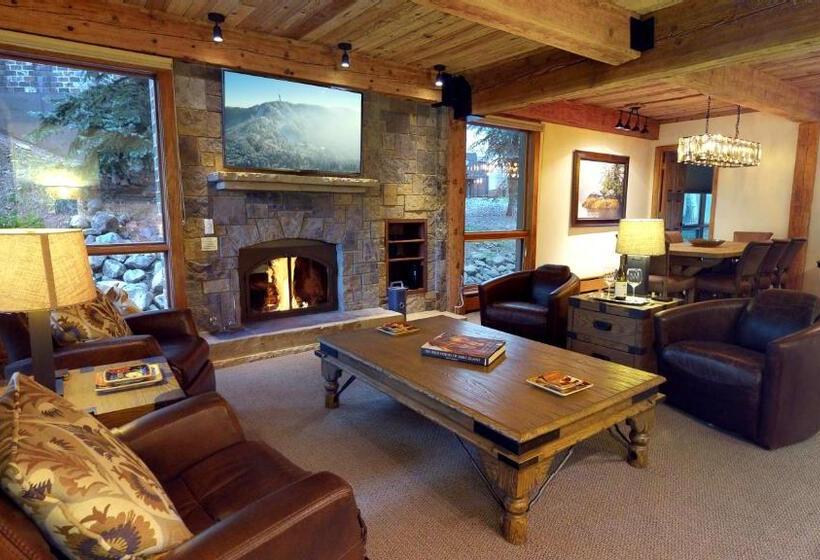 فندق Top Of The Village   Coraltree Residence Collection