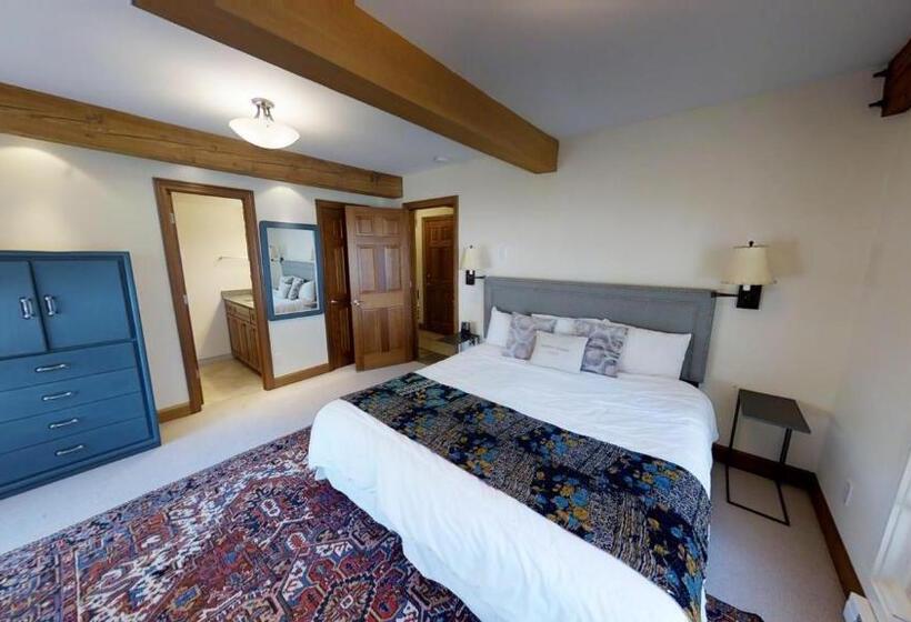 فندق Top Of The Village   Coraltree Residence Collection