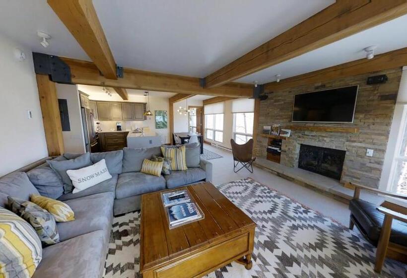 فندق Top Of The Village   Coraltree Residence Collection