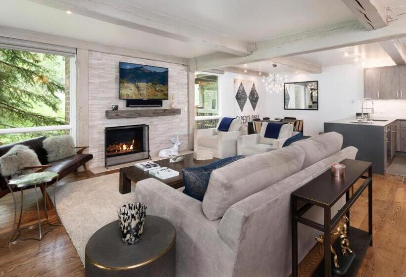 فندق Top Of The Village   Coraltree Residence Collection