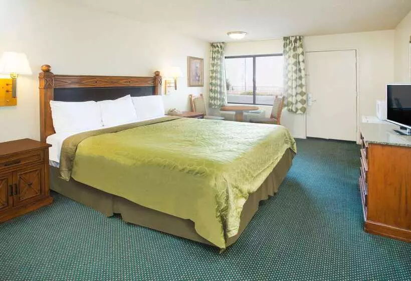 فندق Travelodge By Wyndham Indio