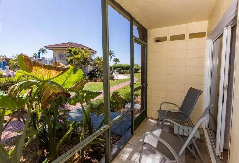 فندق West Wind Inn