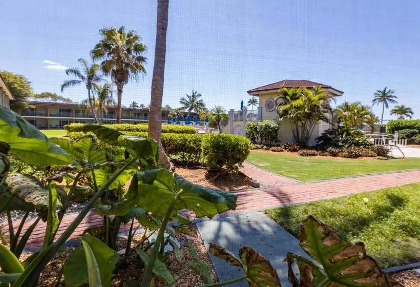 فندق West Wind Inn