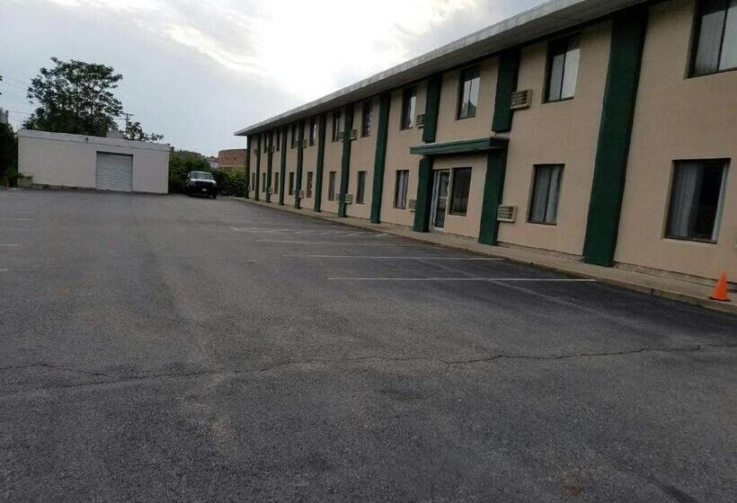 Hotel Woonsocket Motor Inn