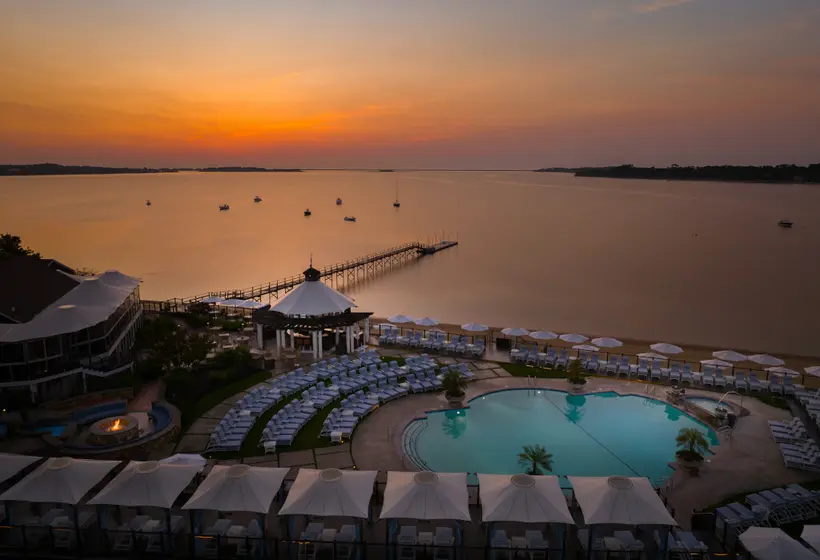 Wequassett Resort And Golf Club