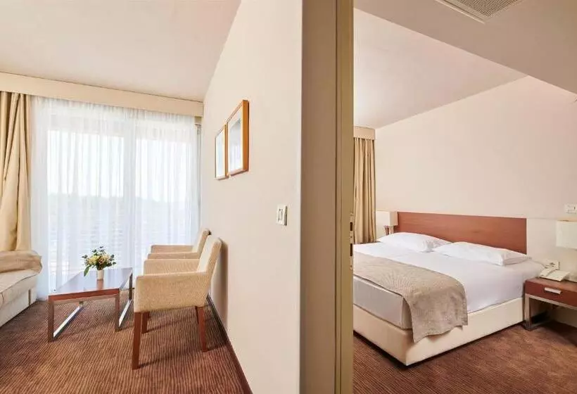 هتل Albatros Plava Laguna