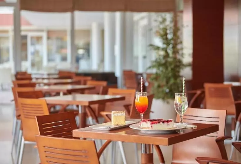 هتل Albatros Plava Laguna