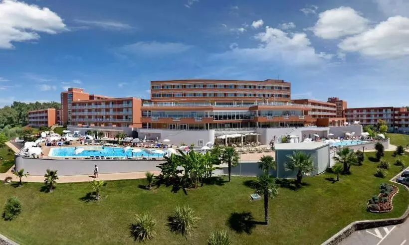 هتل Albatros Plava Laguna