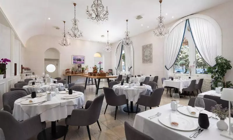 هتل Aminess Korcula Heritage